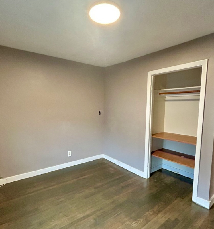 61 Blackstone Rd - Photo 6 of 11