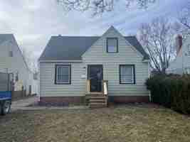 featured image of 3938 E 177th St