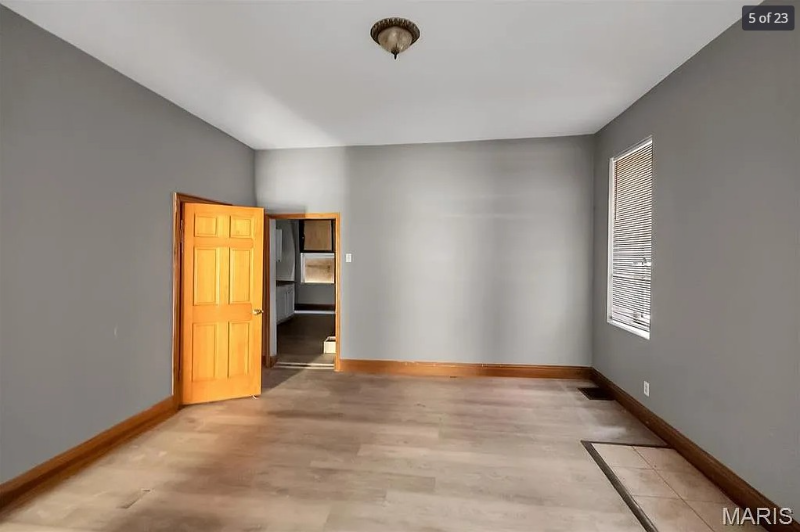 2648 California Ave - Photo 5 of 11