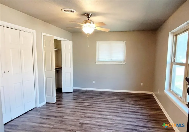 613 Cedar Dr - Photo 7 of 20