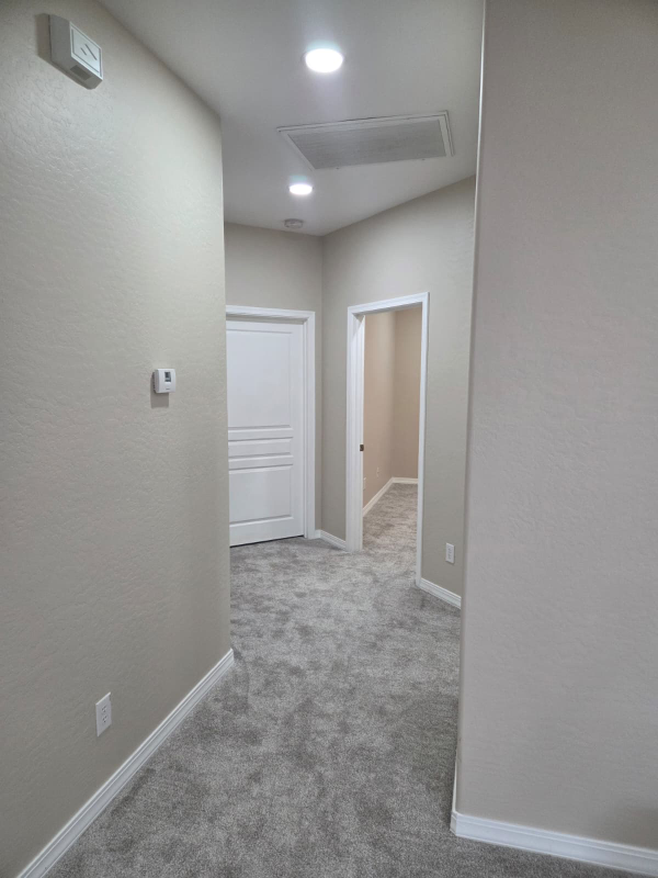 328 N La Paz St - Photo 6 of 14