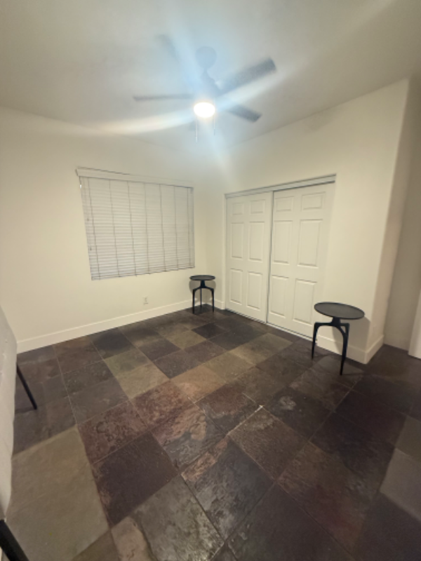 11958 Sunstone Ct - Photo 3 of 5