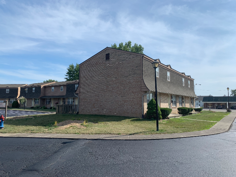 270 Stocksdale Dr - Photo 3 of 9