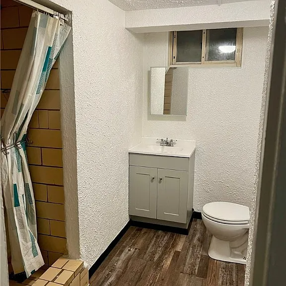 128 Grandview Ave #1 - Photo 4 of 5