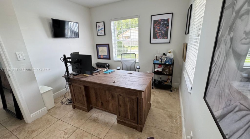 12793 Sw 250th Ter - Photo 7 of 9