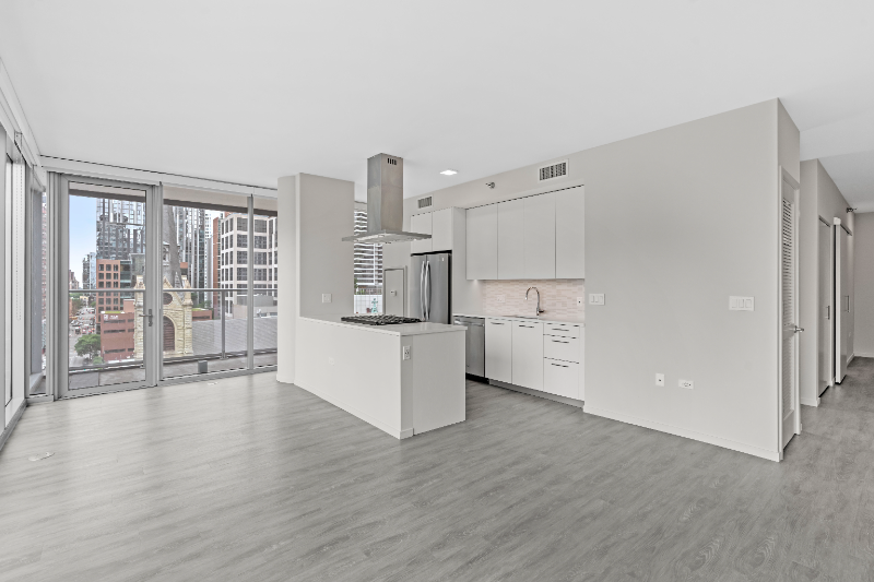 17 E Huron St - Photo 2 of 16