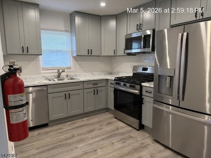 900 Smith St - Photo 5 of 9