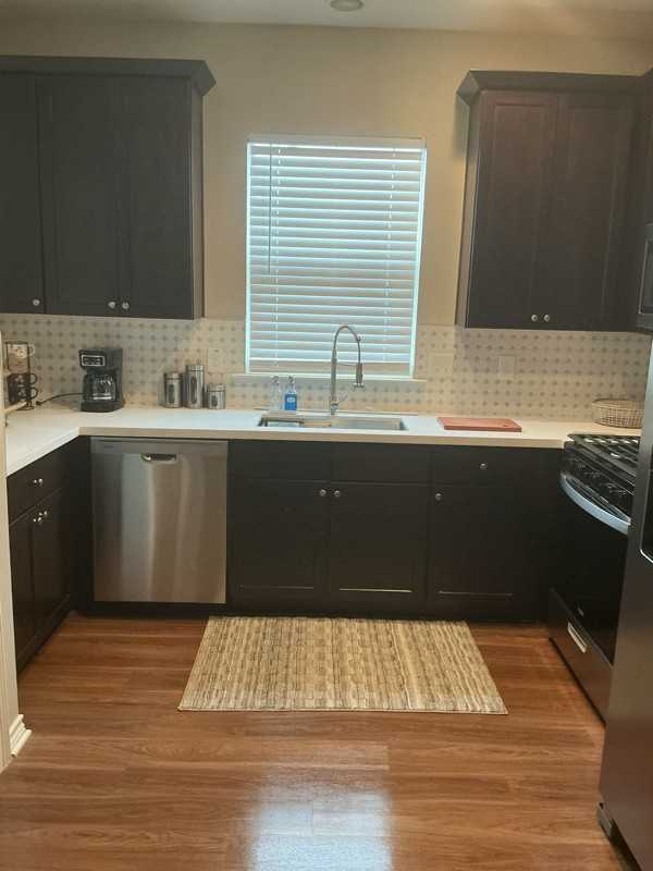 516 Amy St - Photo 2 of 16