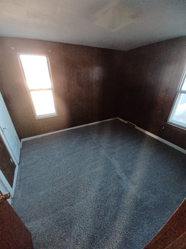 539 S 1st St - Photo 2 of 12