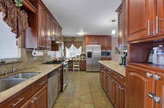 1103 W Latimer Ave #1 - Photo 2 of 5