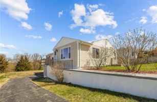 featured image of 152 Lepes Rd