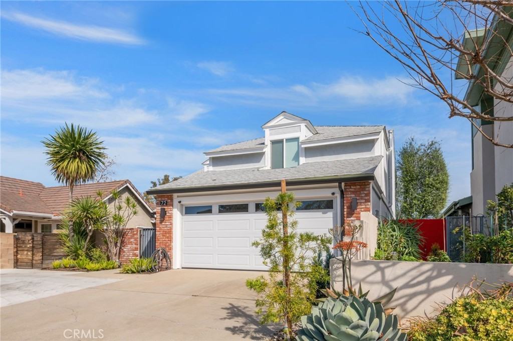 72 Cape Cod - Photo 2 of 37