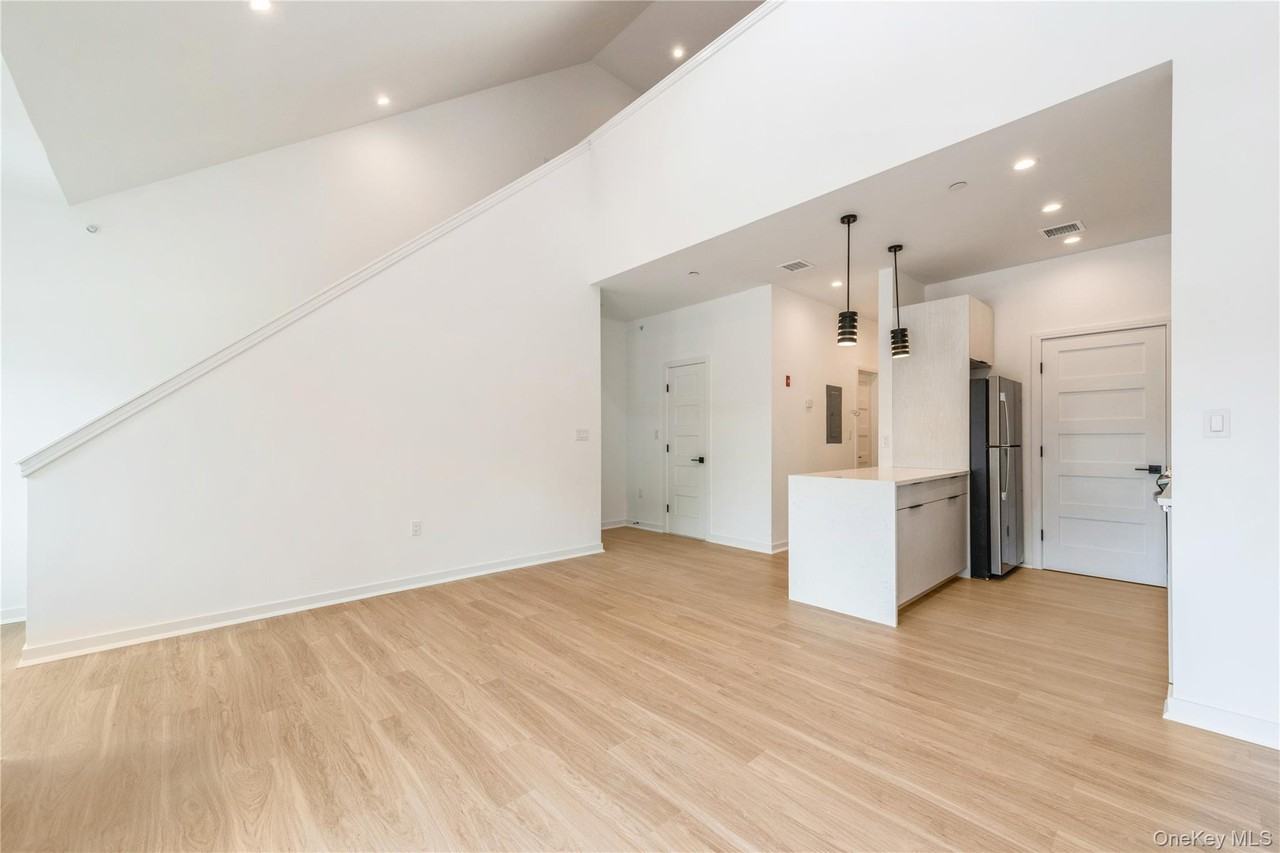 418 Atlantic Ave ##206 - Photo 3 of 18