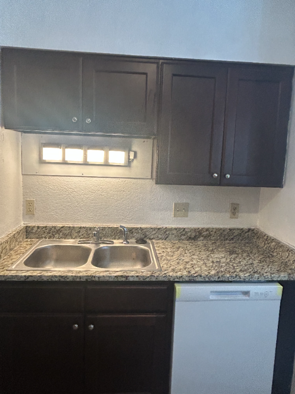 6125 Bushmills St #1 - Photo 5 of 10