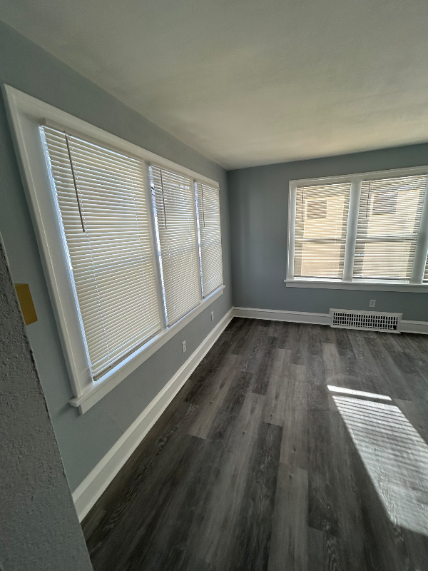 5257 N 34th St - Photo 6 of 8