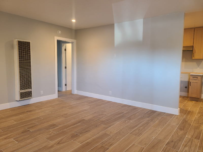 14921 Vanowen St #09 - Photo 4 of 7