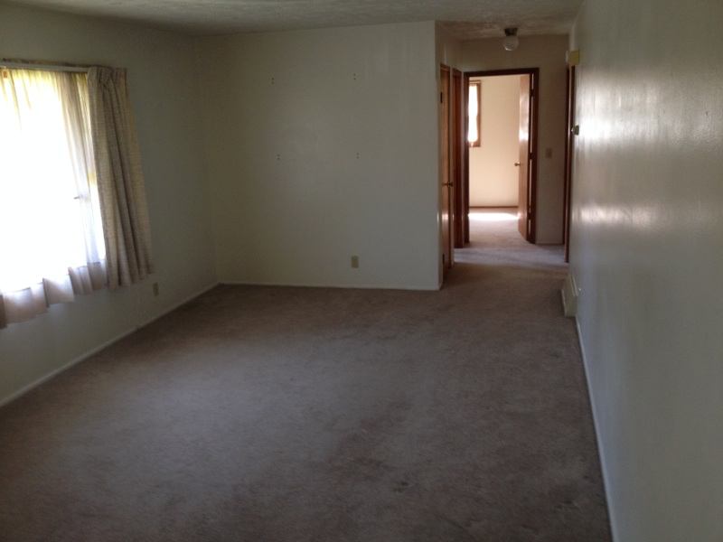 1021 Valley Dr1Ve - Photo 3 of 14