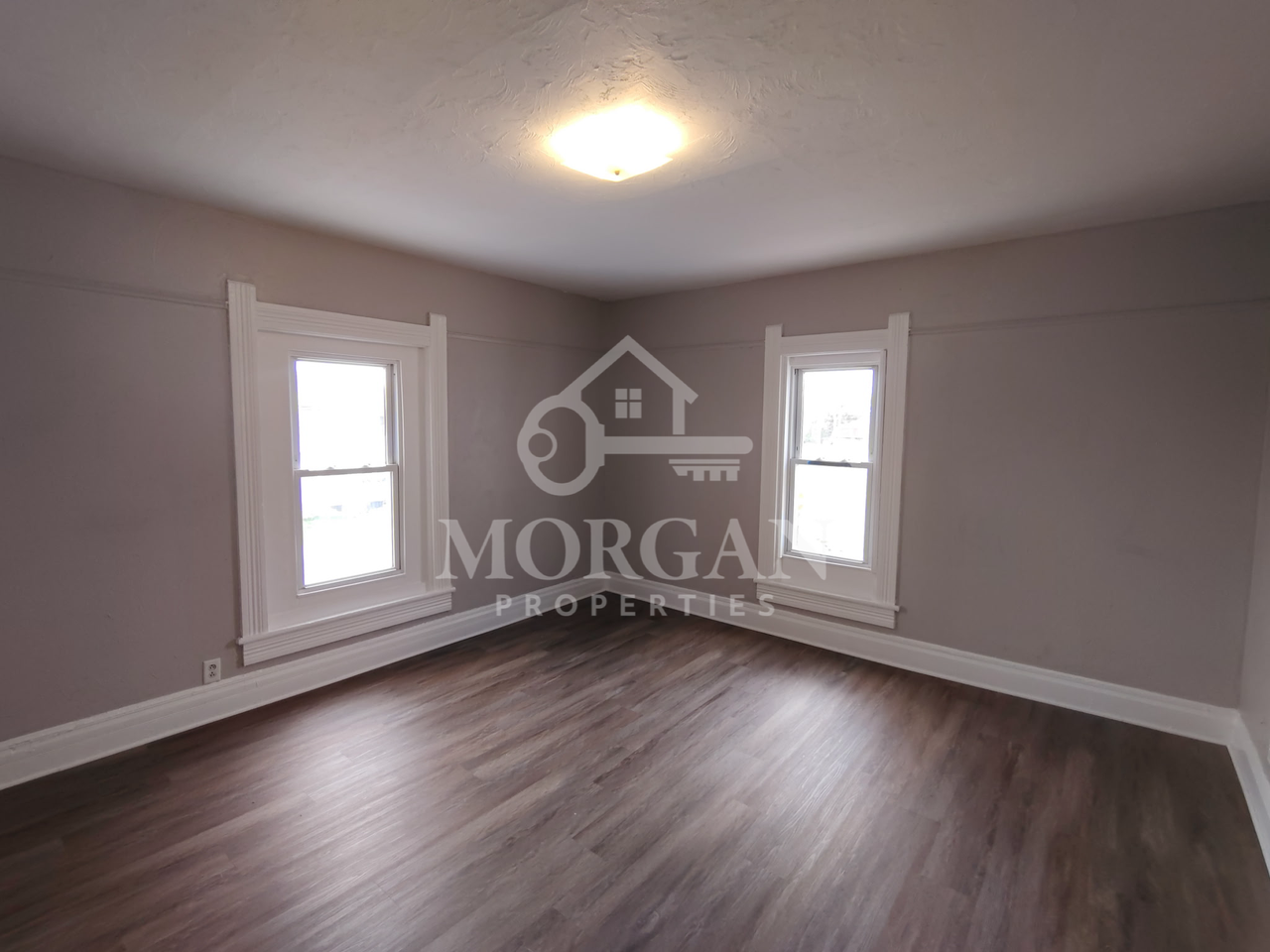 2804 1/2 Columbus Ave - Photo 2 of 6