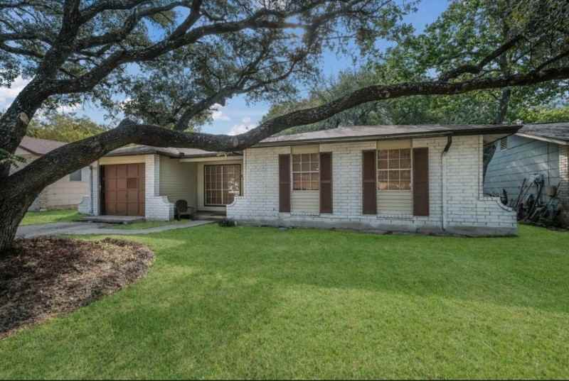 13538 Bret Harte St