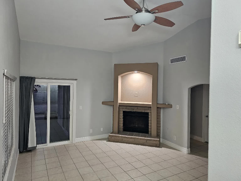 517 Inness Ave - Photo 3 of 22