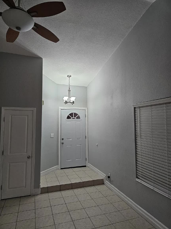 517 Inness Ave - Photo 4 of 22