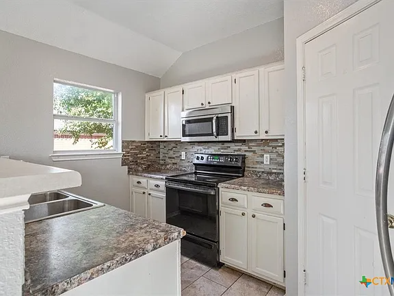 4210 Telluride Dr - Photo 5 of 16