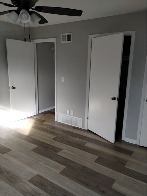 4438 Northstreet #7 - Photo 4 of 7