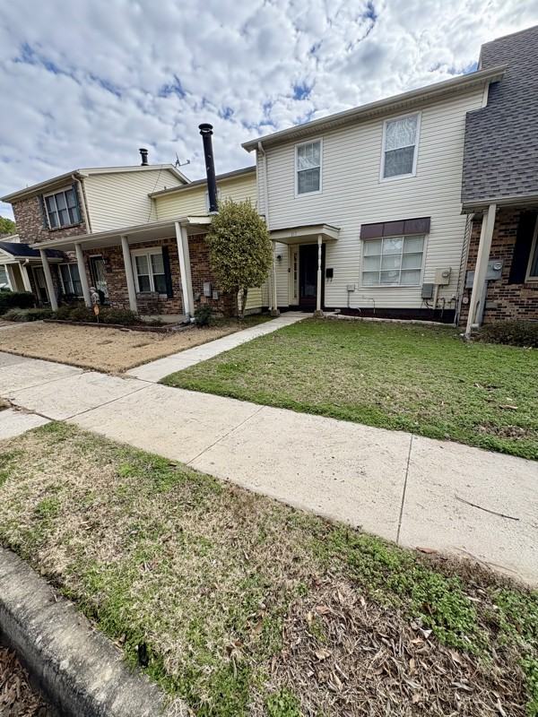 317 Chateau Dr Sw - Photo 2 of 19
