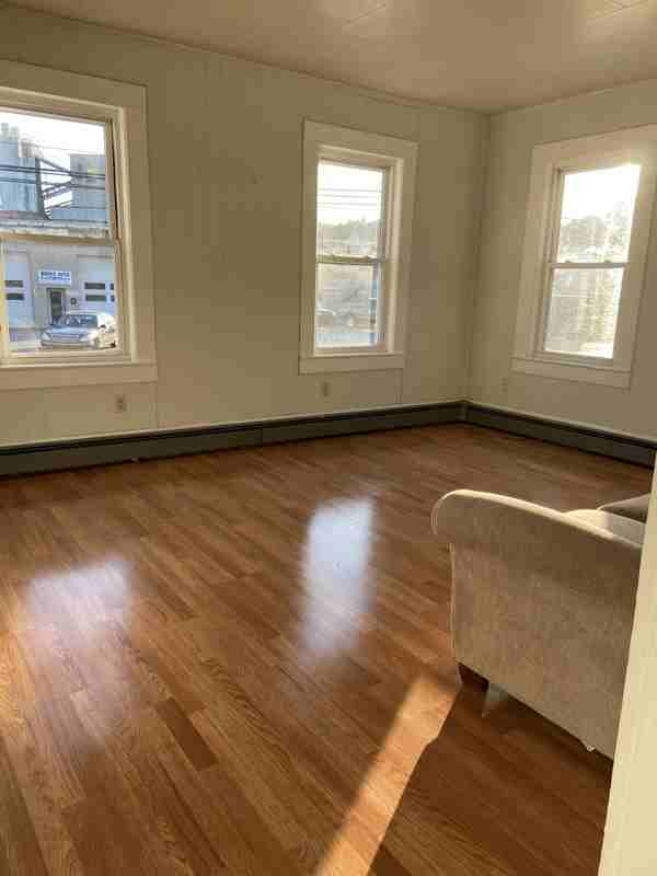 244 E Broadway - Photo 5 of 14