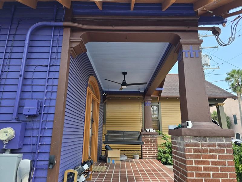 1122 Dante St - Photo 3 of 11