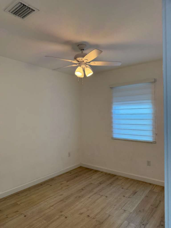 10296 Nw 88th Ter - Photo 3 of 13