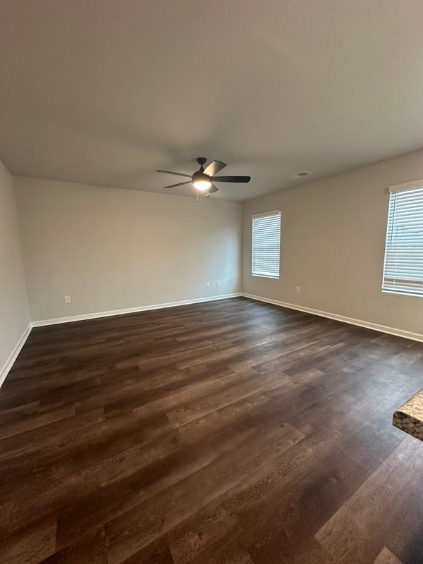 43 River Rock St - Photo 4 of 27