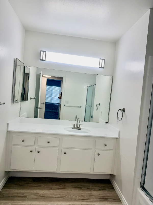 17440 Burbank Blvd #302 - Photo 6 of 12