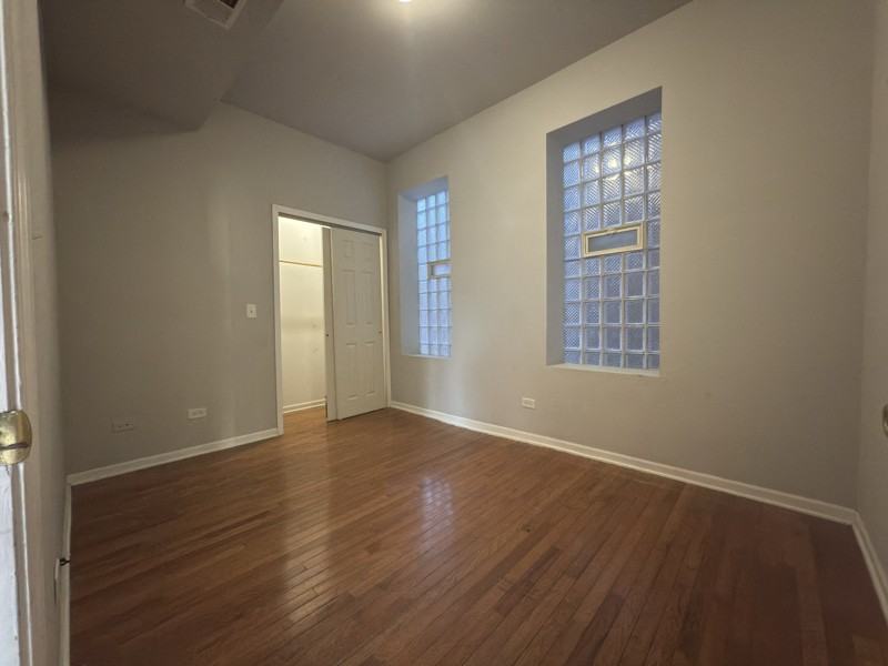 5116 S Prairie Ave #1 - Photo 2 of 13