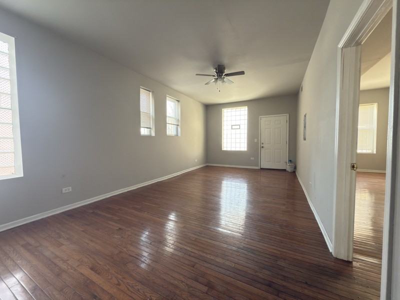 5116 S Prairie Ave #1 - Photo 7 of 13