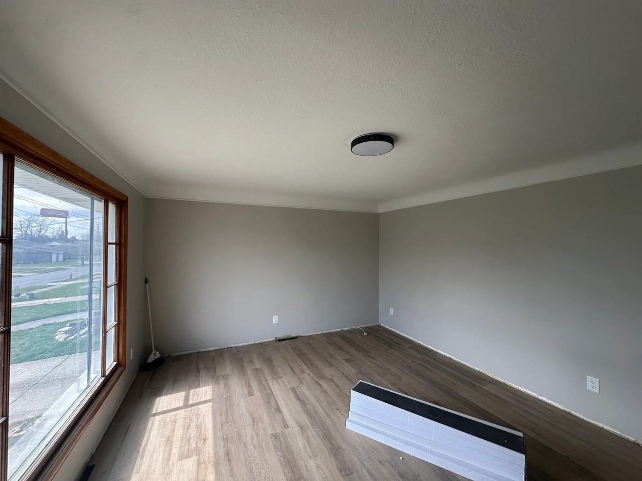 13621 Silver Rd - Photo 3 of 6