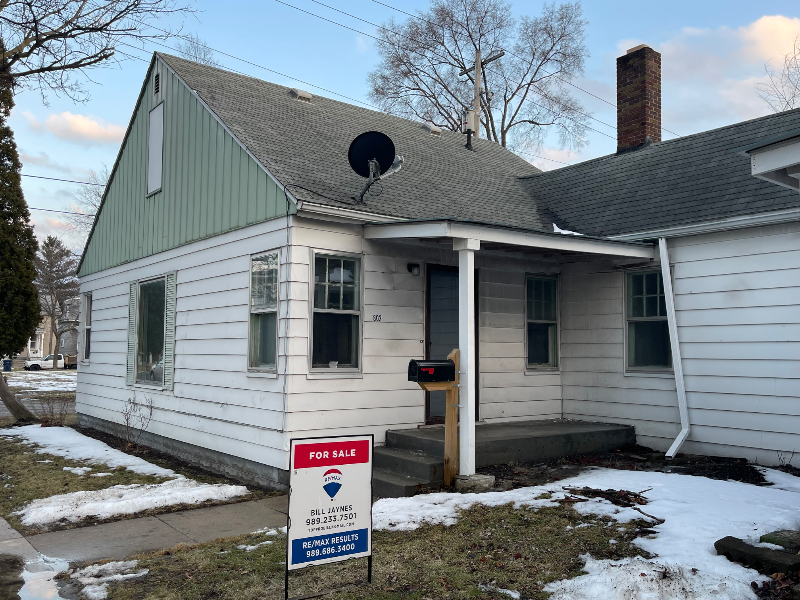 800 Mckinley St - Photo 2 of 4