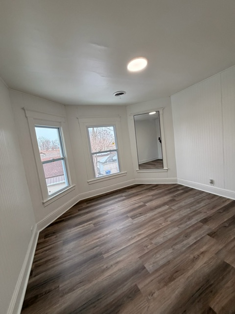 1564 Laharpe St #1 - Photo 5 of 13