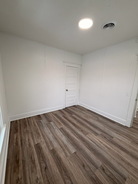 1564 Laharpe St #1 - Photo 3 of 13