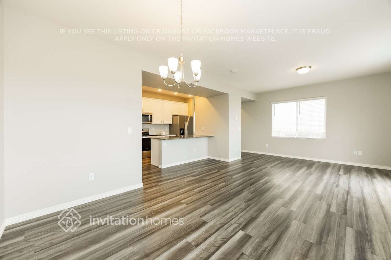 11425 Whistling Duck Way - Photo 5 of 13