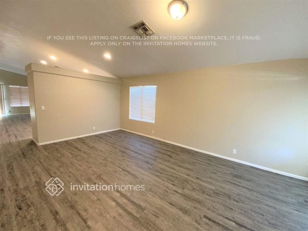 4121 W Wethersfield Rd - Photo 2 of 11