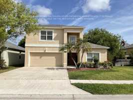 featured image of 2202 Lune Ct