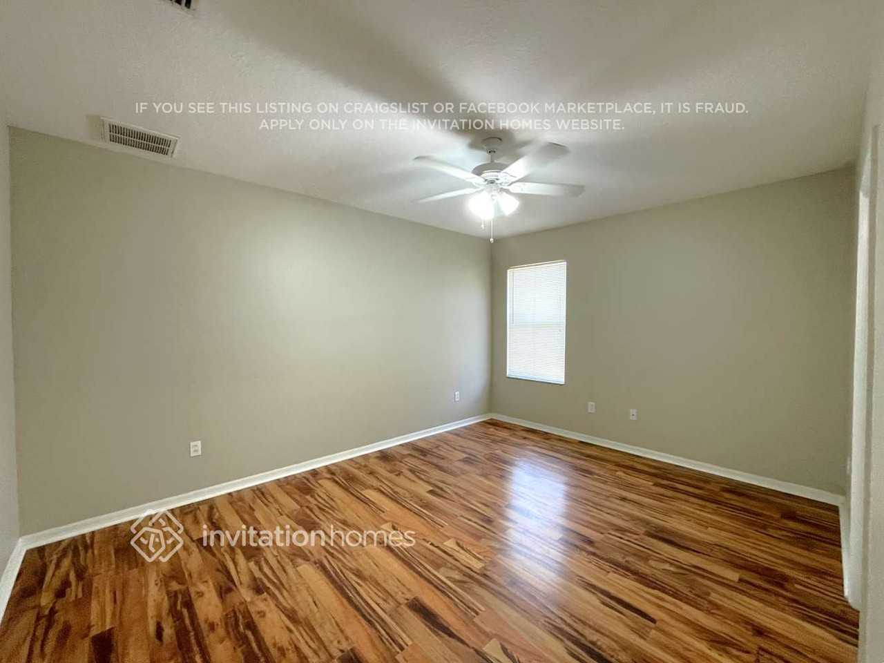 10120 Perthshire Cir - Photo 6 of 14