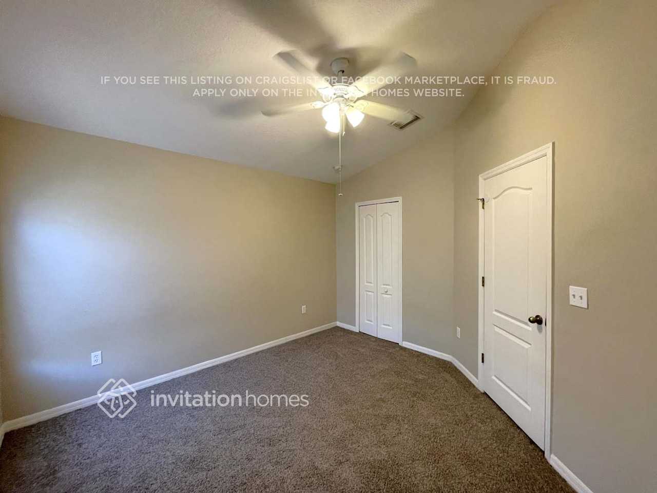 10120 Perthshire Cir - Photo 7 of 16