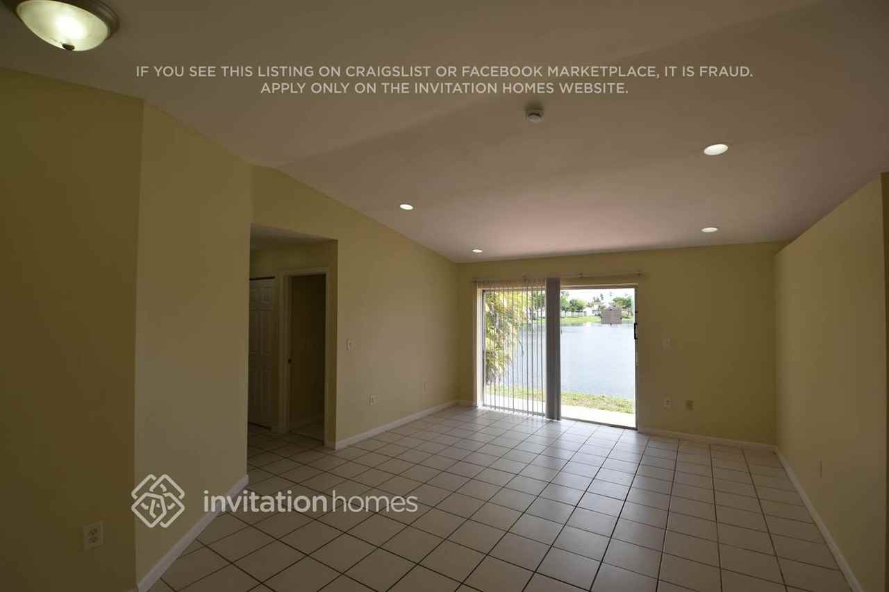 13810 Cumberland Pl - Photo 3 of 22
