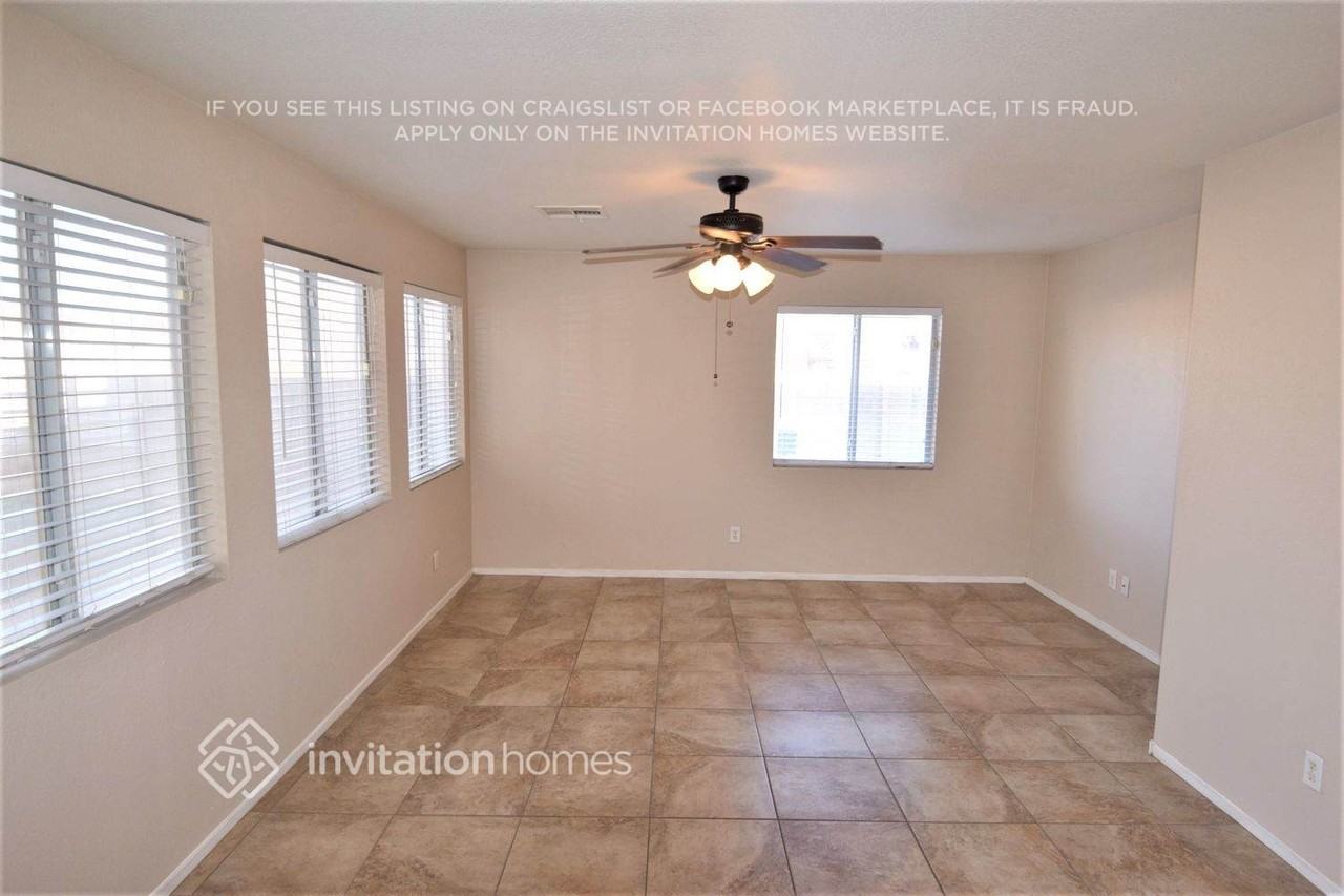 9901 Rose Charmont St - Photo 6 of 17