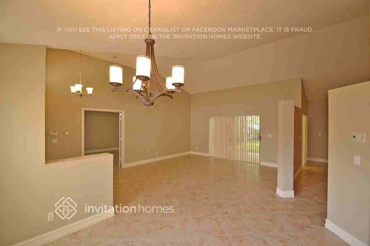 12683 Sw 8th Ct - Photo 3 of 14