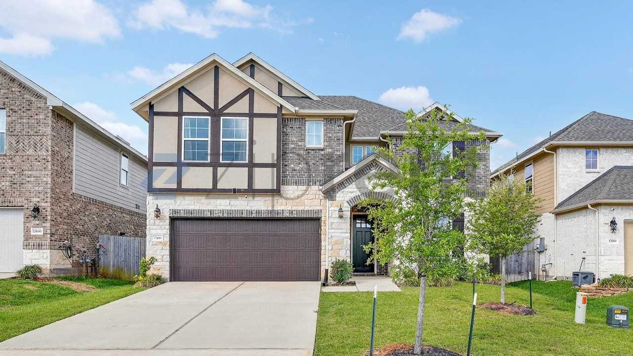 17685 Martin Creek Ln - Photo 2 of 36