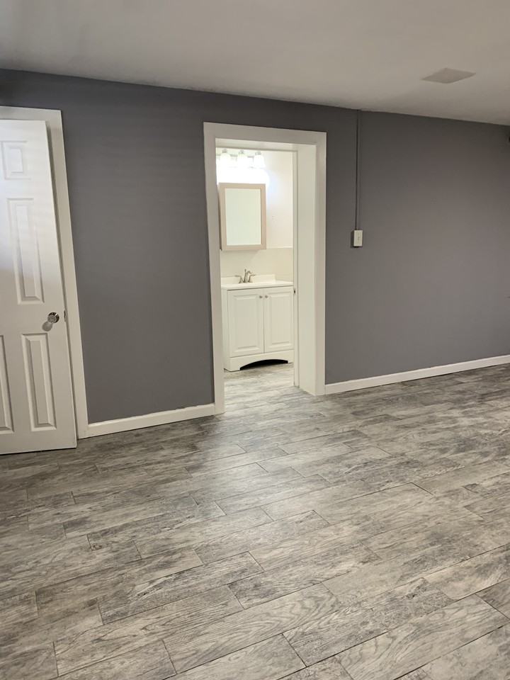 1377 North Pearl Street #10 - Photo 5 of 19