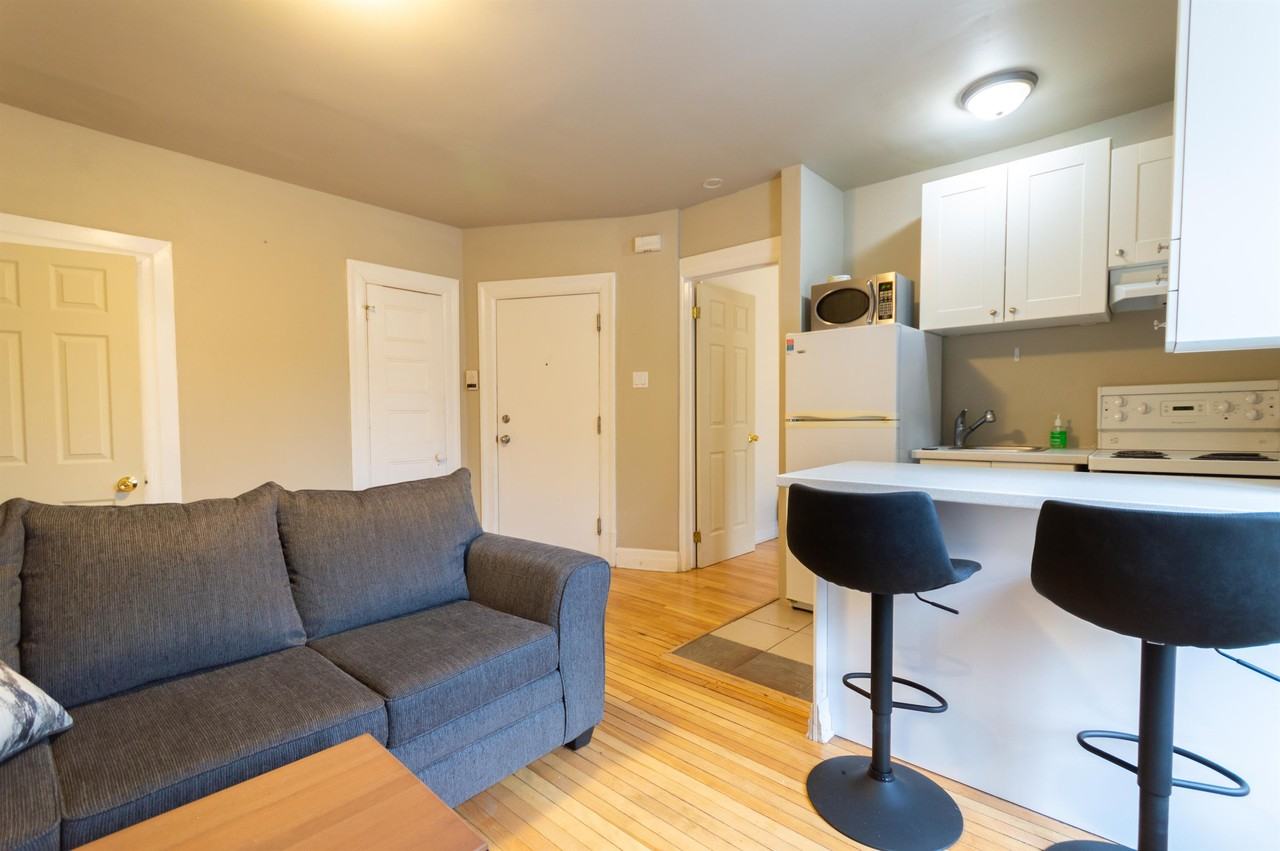 140 Stewart Street - Photo 6 of 13